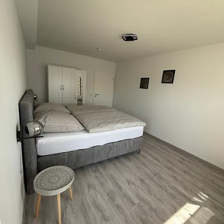 Alaras Apartment Niederaula Экстерьер фото