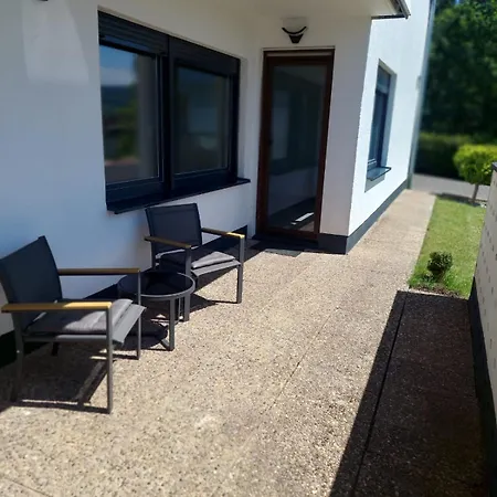 Alaras Apartment Niederaula Экстерьер фото